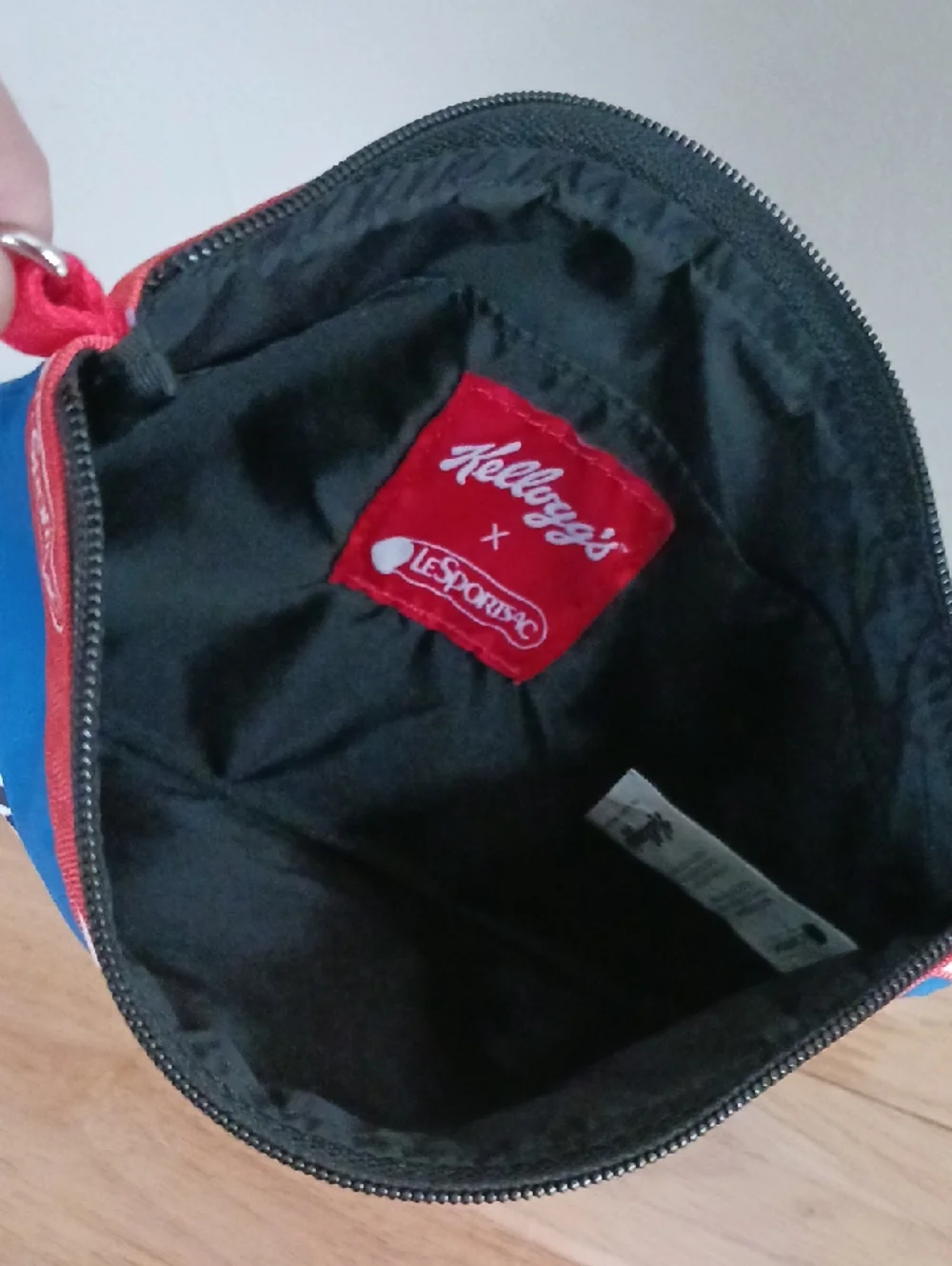 LeSportsac x Kellogg's Frosted Flakes Nylon Zipper Pouch - Picture 7 of 10